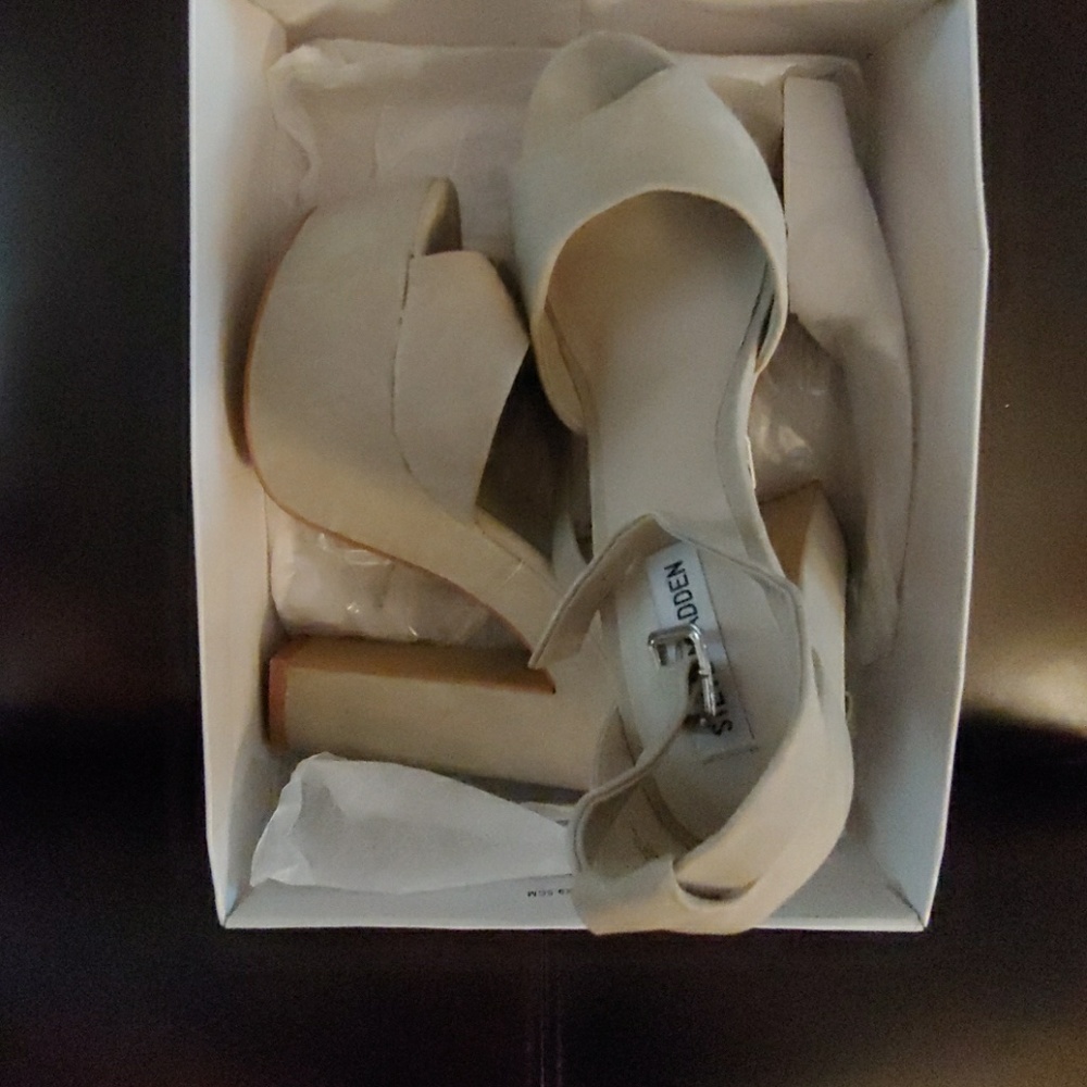 Steve Madden Whitman platform heels (nude)